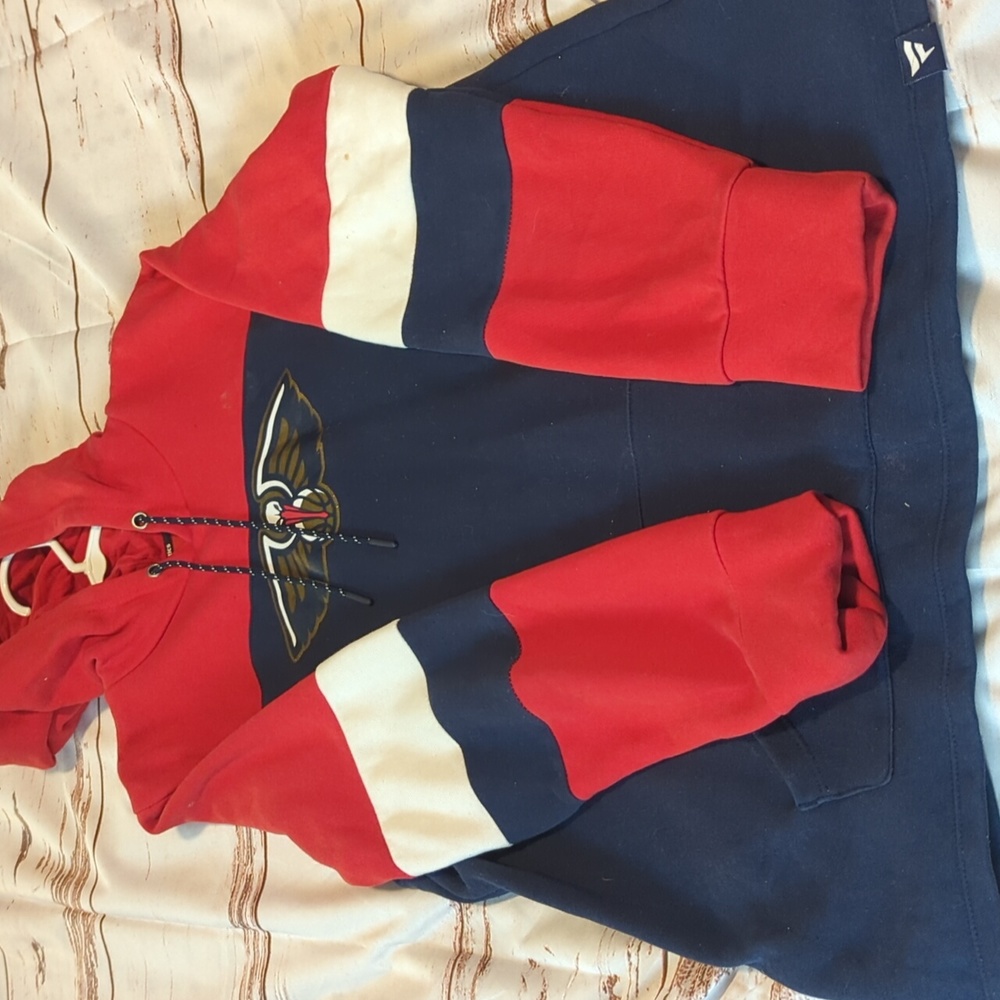 Pelicans NBA hoodie